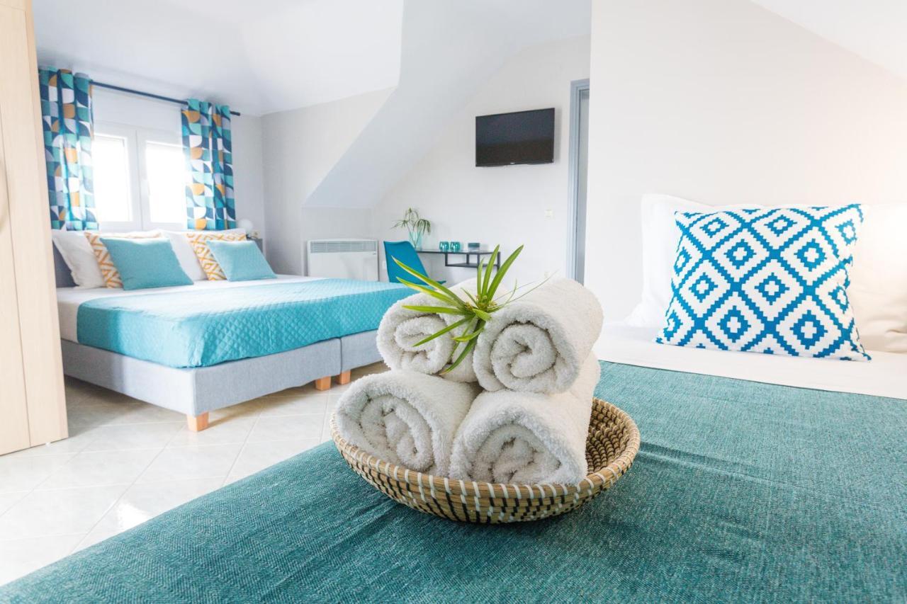 Joya Ofrynio Stylish Suites Ofrínion 外观 照片
