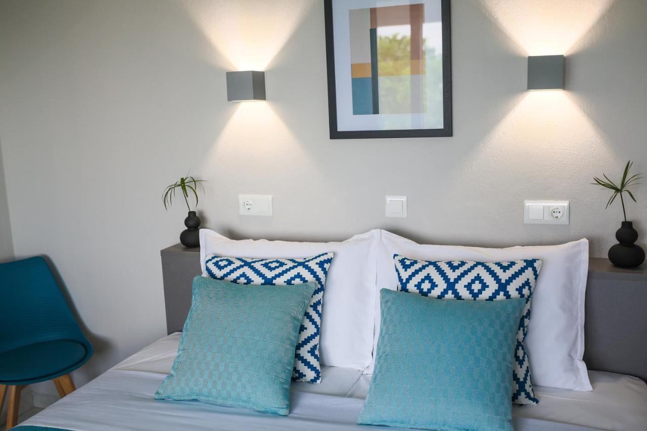 Joya Ofrynio Stylish Suites Ofrínion 外观 照片