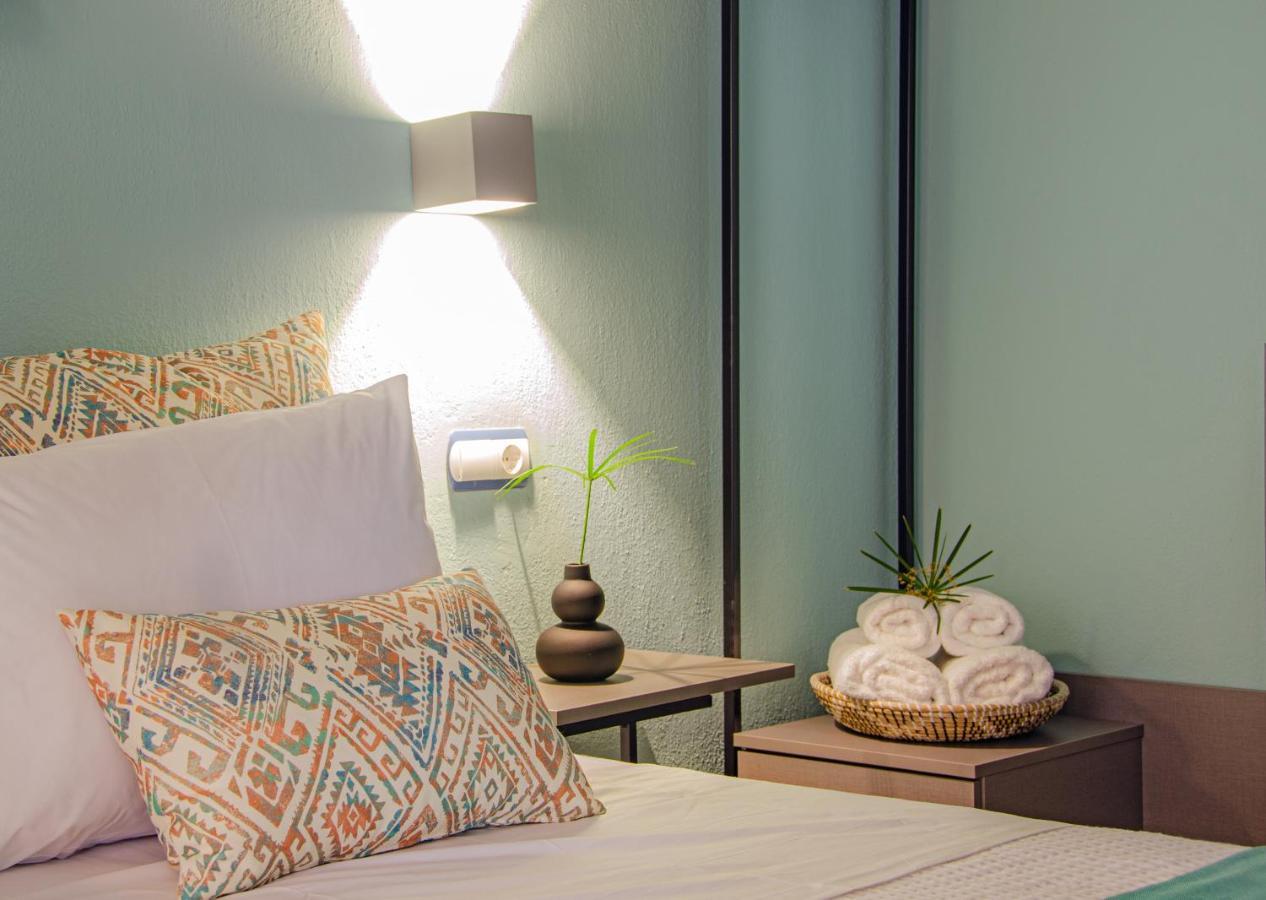Joya Ofrynio Stylish Suites Ofrínion 外观 照片