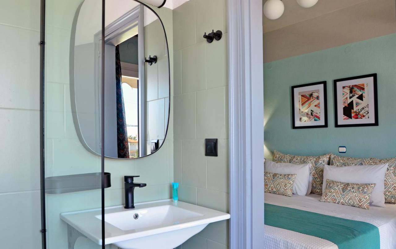 Joya Ofrynio Stylish Suites Ofrínion 外观 照片
