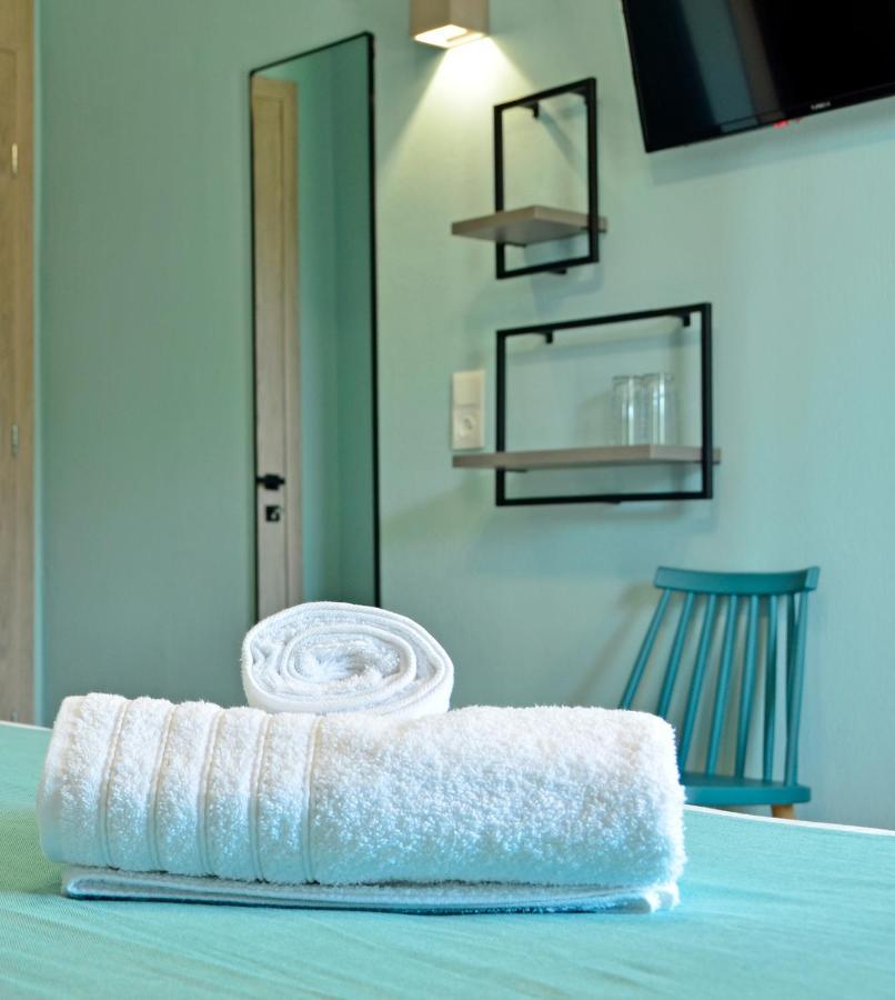 Joya Ofrynio Stylish Suites Ofrínion 外观 照片