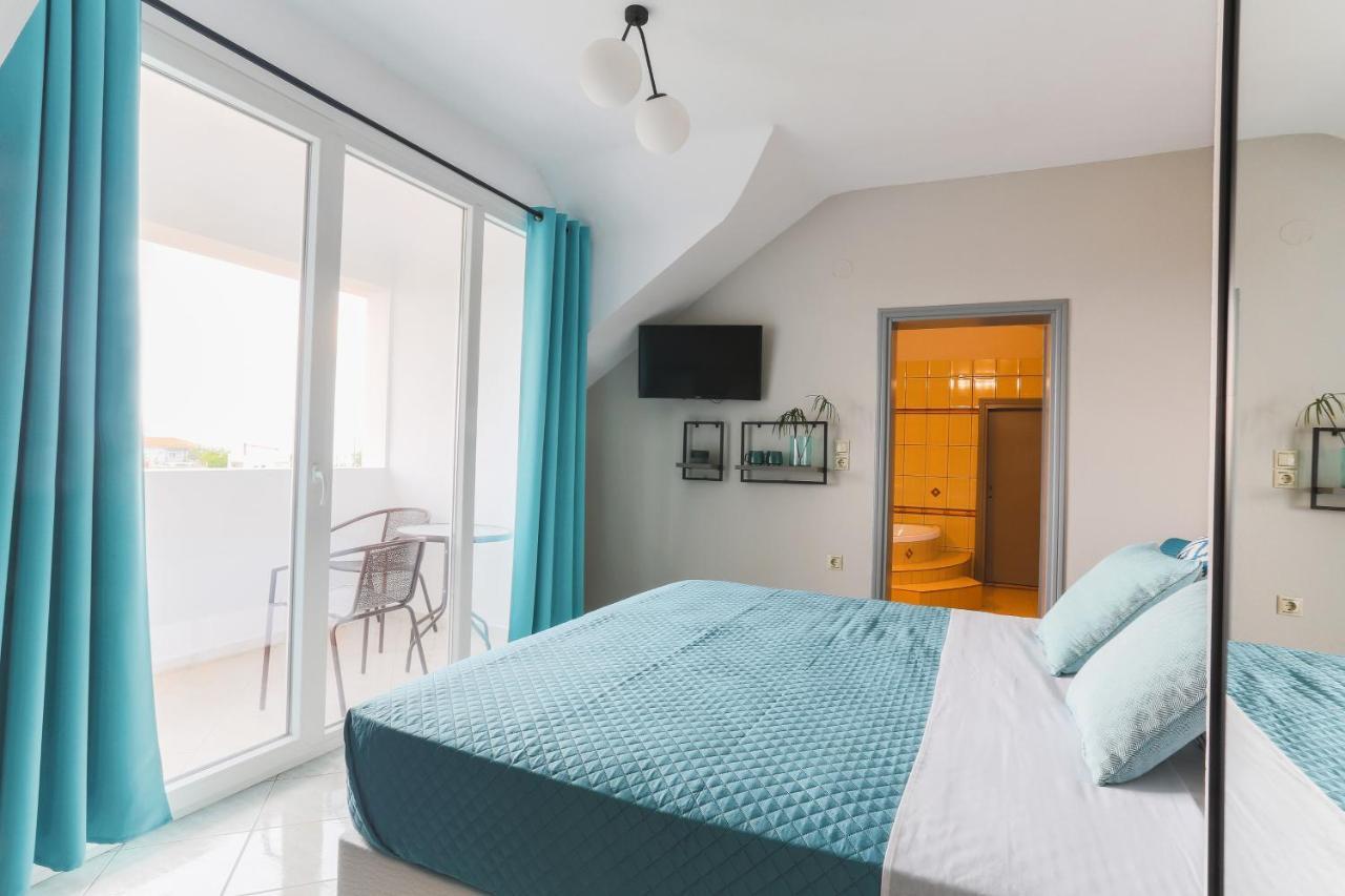 Joya Ofrynio Stylish Suites Ofrínion 外观 照片